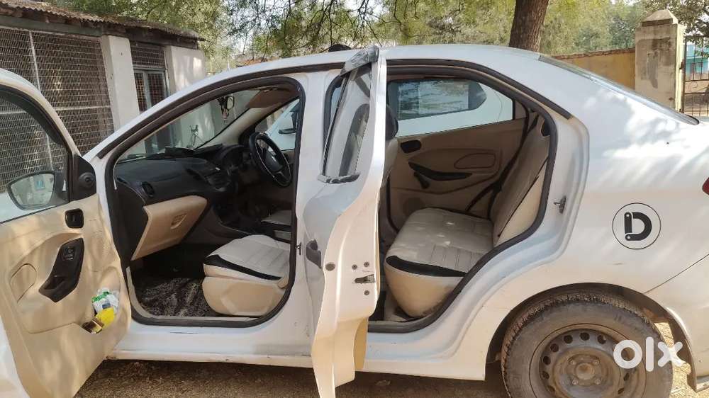 Well-maintained Ford Figo Aspire Diesel (2016) - 25kmpl Mileage!