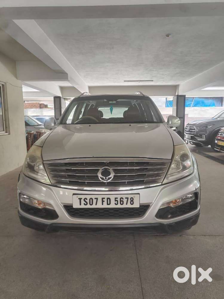 Mahindra Rexton  Luxury Suv At Best Price