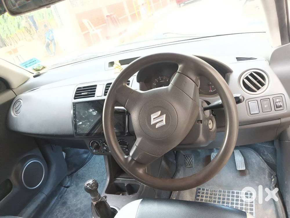 Maruti Suzuki Swift 1.3 Vxi, 2007, Petrol