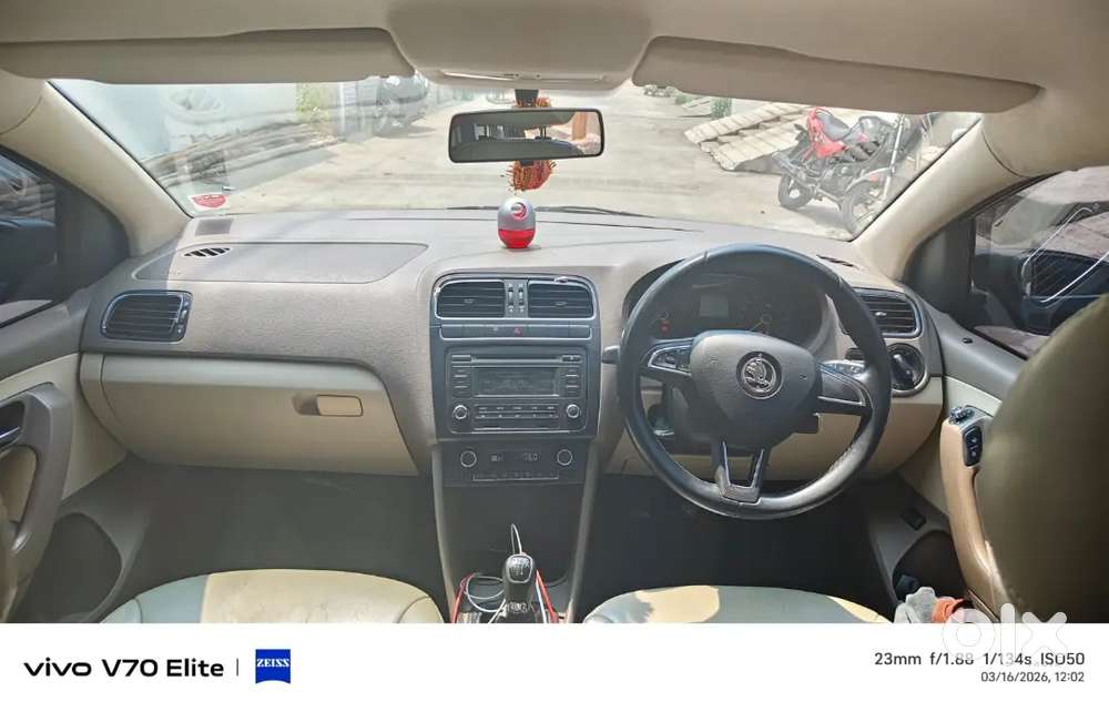 Skoda Rapid 2013 Diesel 140000 Km Driven