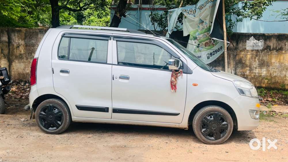 Maruti Suzuki Wagon R 1.0 2017 Petrol Well Maintained