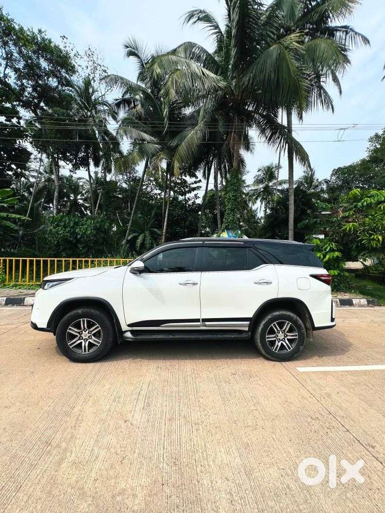 Toyota Fortuner Legender 4x2 At 2.8, 2022, Diesel