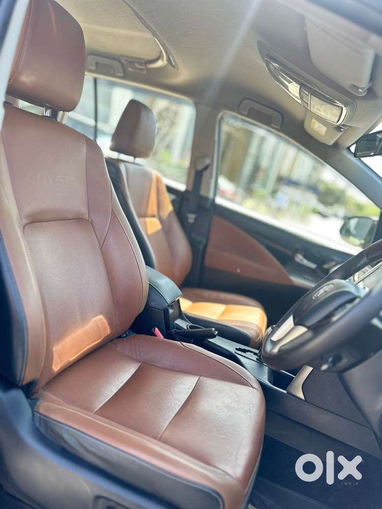 Toyota Innova Crysta 2.8z Automatic, 2019, Diesel