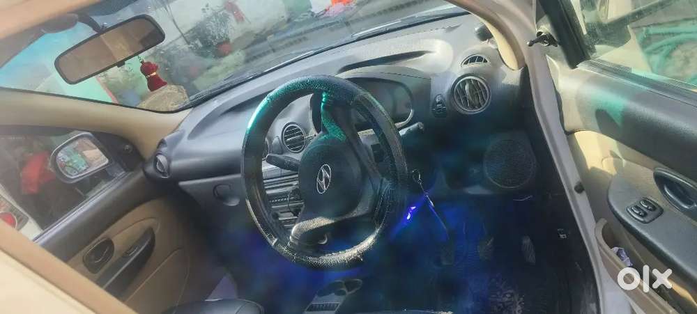 White Colour Cng Pass 2014 Modal