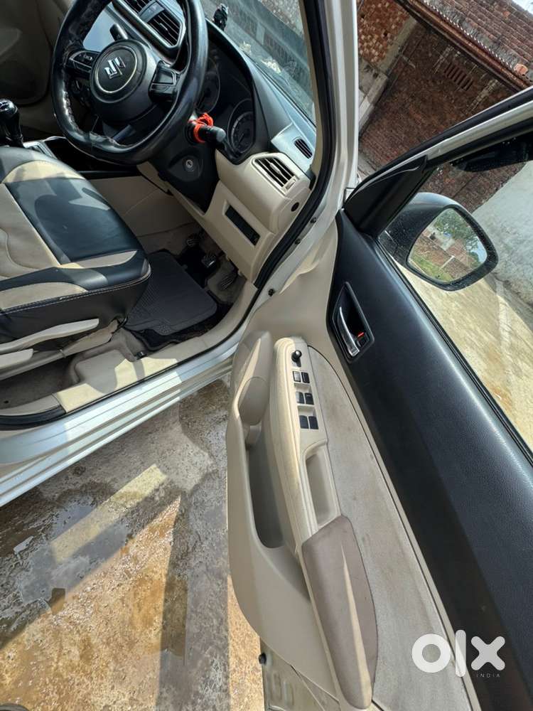Maruti Suzuki Dzire 2017 Petrol 850000 Km Driven