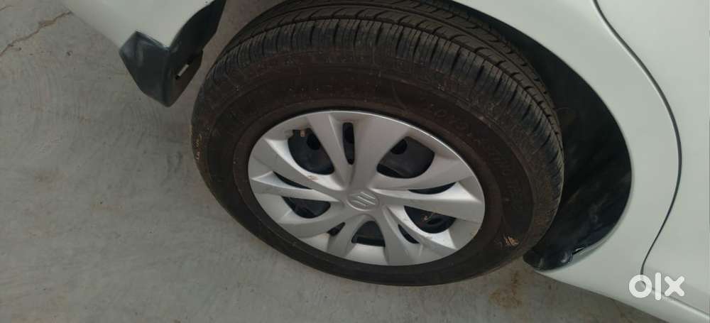 Maruti Suzuki Dzire 1.2 Vxi, 2015, Petrol