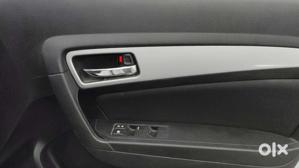 Maruti Suzuki Vitara Brezza 1.5 Zxi Plus At, 2021, Petrol