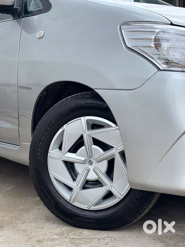 Toyota Innova 2.5 Gx 7 Seater Bs Iv, 2015, Diesel