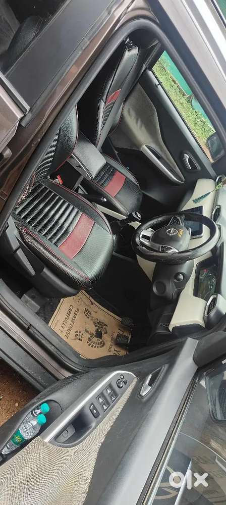 Nissan Magnite Premium