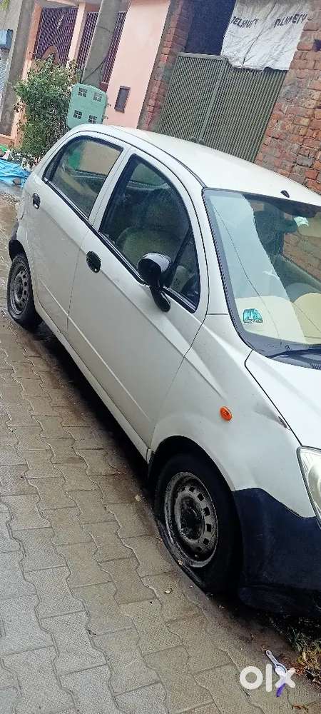 Chevrolet Spark 2010 Petrol 42000 Km Driven