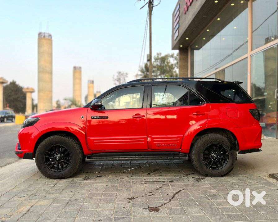 Toyota Fortuner 3.0 4x2 Automatic, 2013, Diesel
