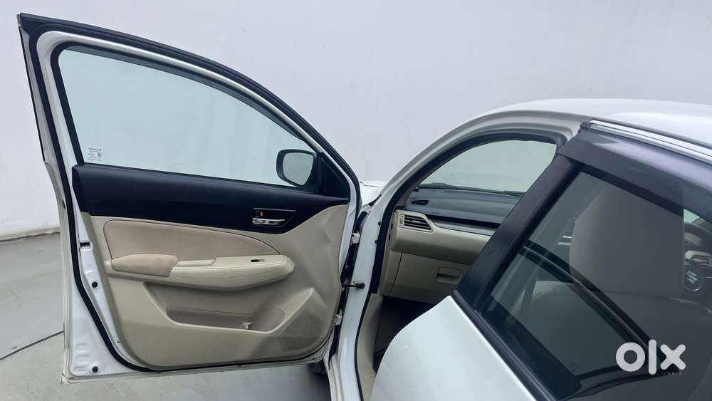 Maruti Suzuki Dzire Vxi Ags, 2022, Petrol