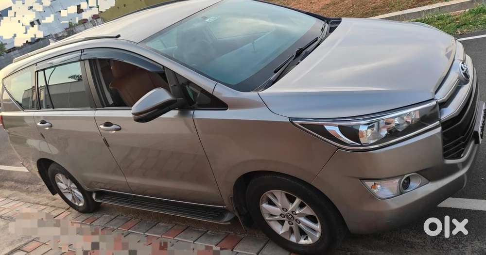 Toyota Innova Crysta 2.8 Gx At 8 Seater, 2018, Diesel