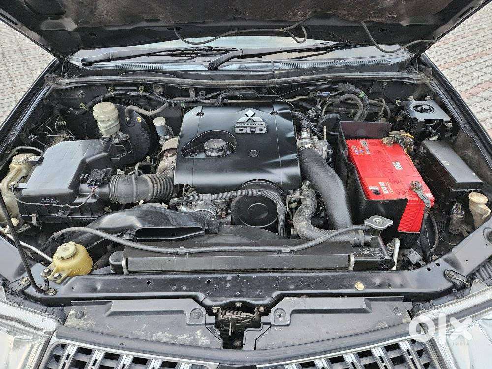 Mitsubishi Pajero Sport 2.5 Manual, 2012, Diesel