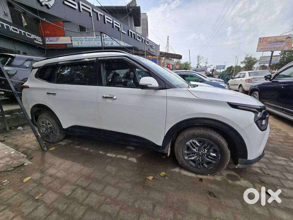 Kia Carens 1.4 Premium 7 Str, 2024, Petrol