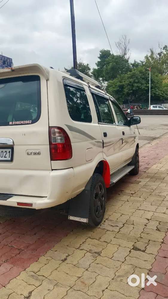 Chevrolet Tavera Neo 2010