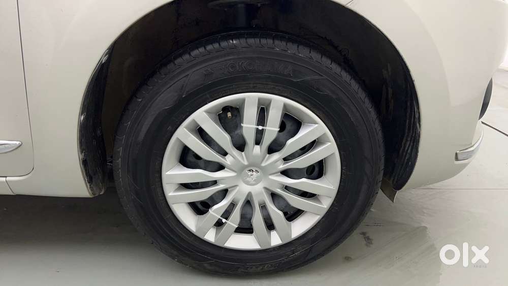 Maruti Suzuki Dzire 1.2 Vxi, 2019, Petrol