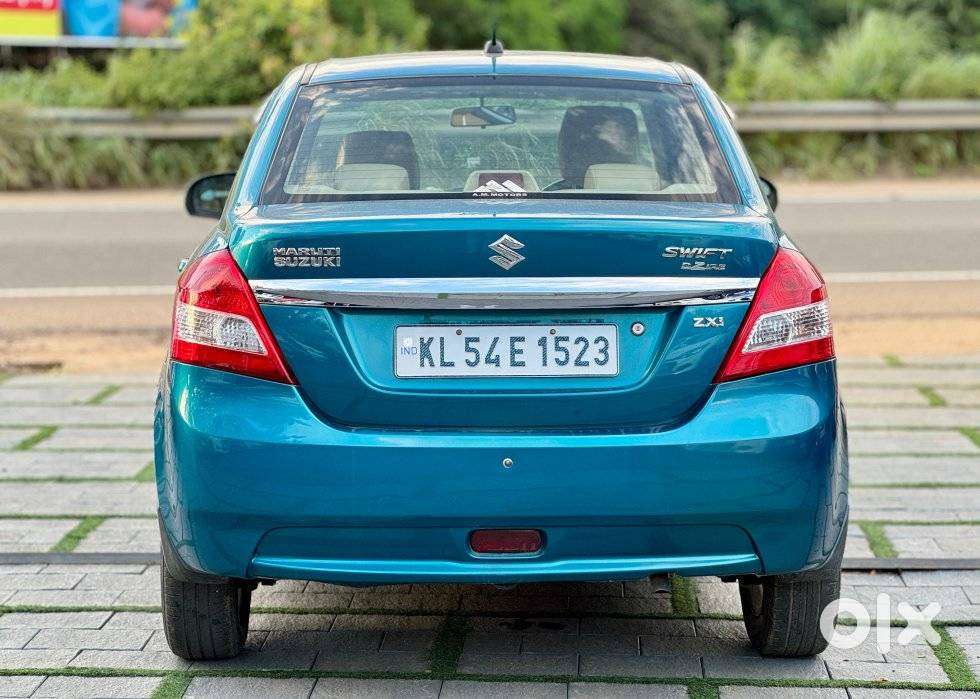 Maruti Suzuki Dzire 1.2 Zxi, 2013, Petrol