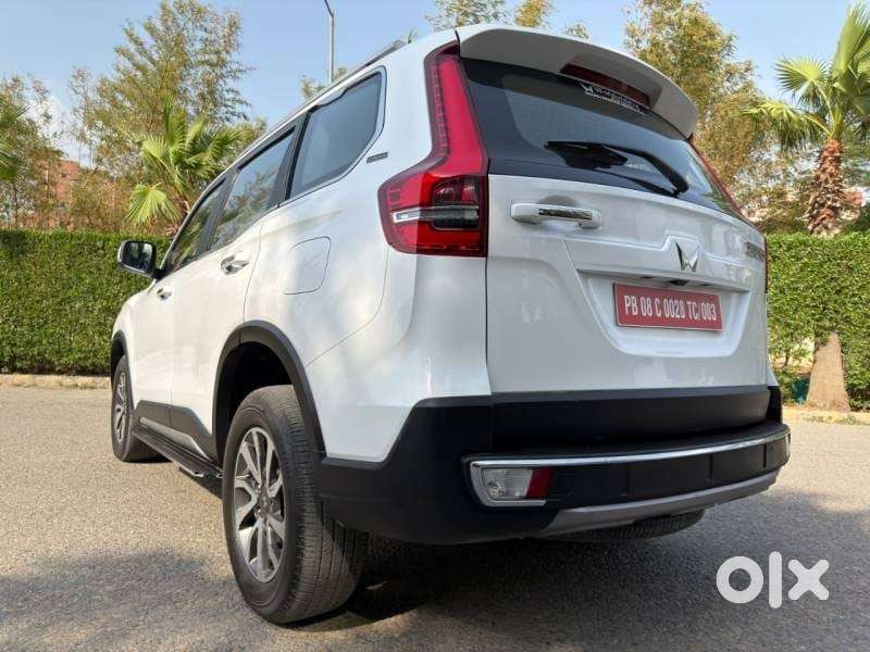 Mahindra Scorpio N Z8 Petrol At 7 Str, 2026, Petrol