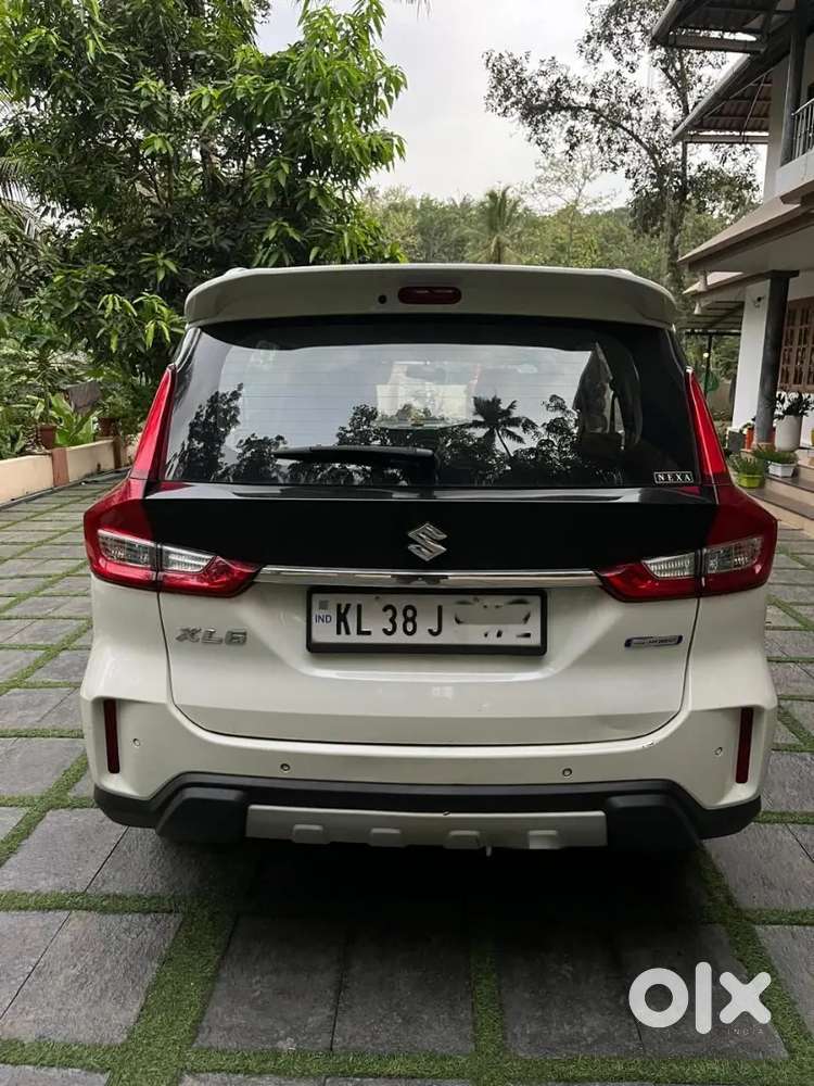 Xl6 2022 Manual White With Service History