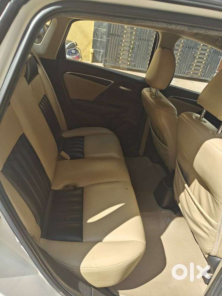 Honda Jazz V Automatic, 2015, Petrol
