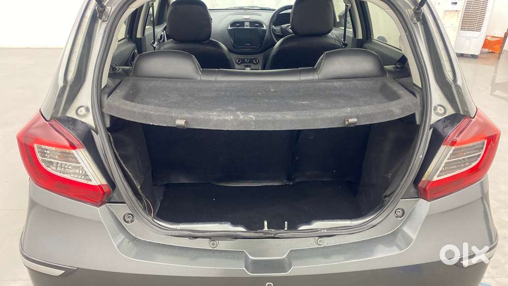 Tata Tiago 1.2 Revotron Xt Option, 2020, Petrol