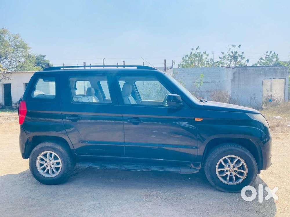 Mahindra Tuv 300 T8 Amt, 2017, Diesel