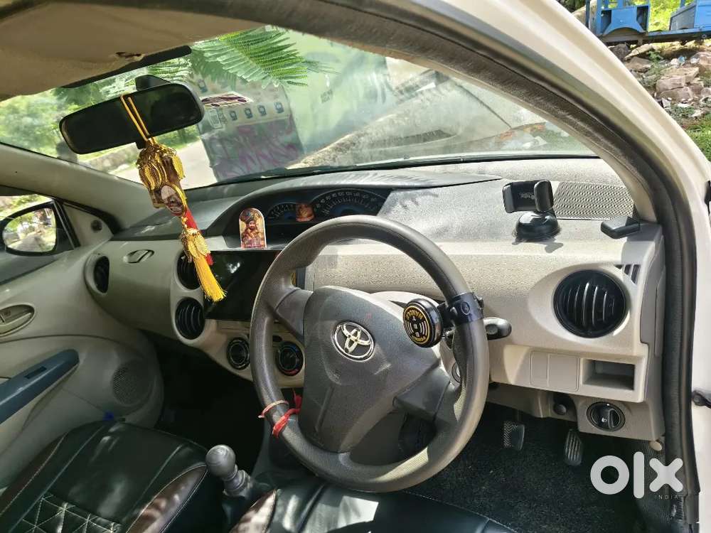 Toyota Etios 15