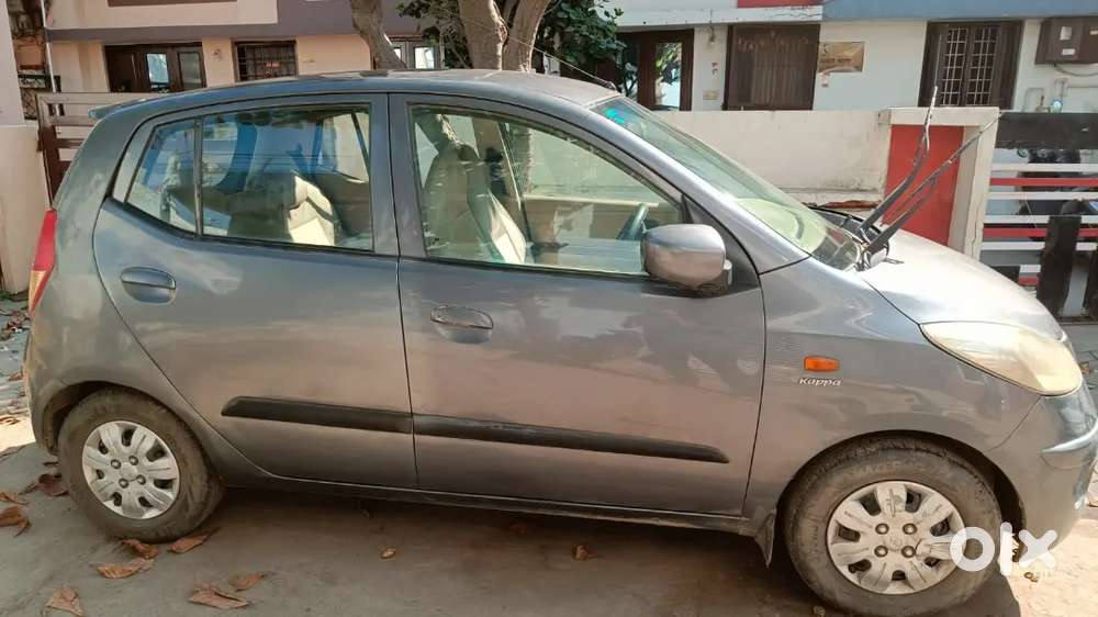 Hundai I10 Sportz , Petrol
2009 Model 
100600 Km.