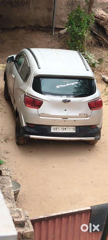 Mahindra Kuv 100 2017
