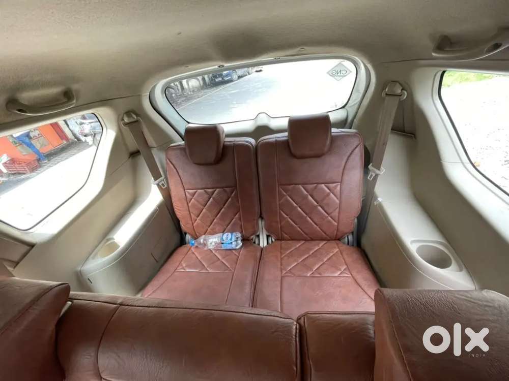 Maruti Suzuki Ertiga Vxi 2025