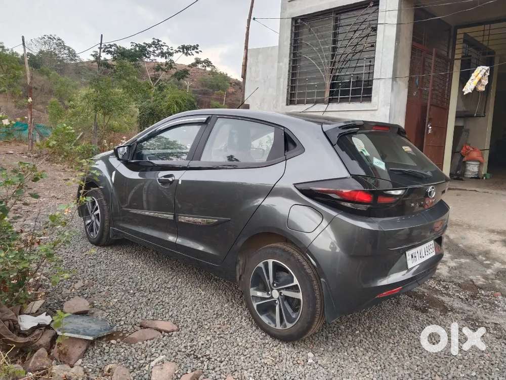 Tata Altroz 2023 Cng & Hybrids 3352 Km Driven