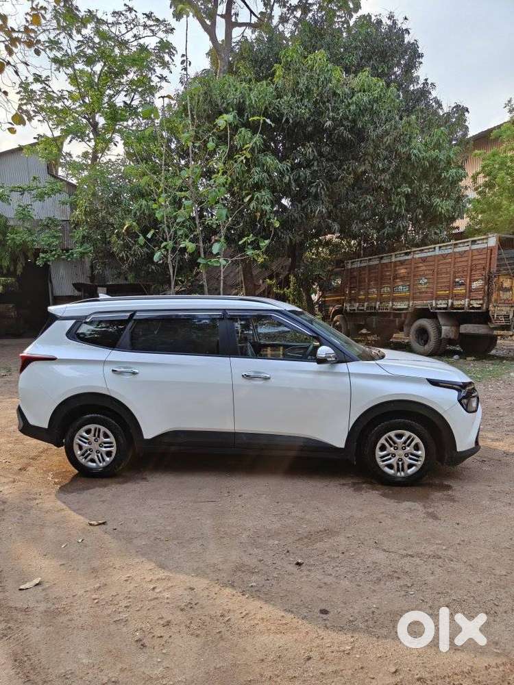 Kia Carens 1.5 Prestige 7 Str, 2024, Petrol