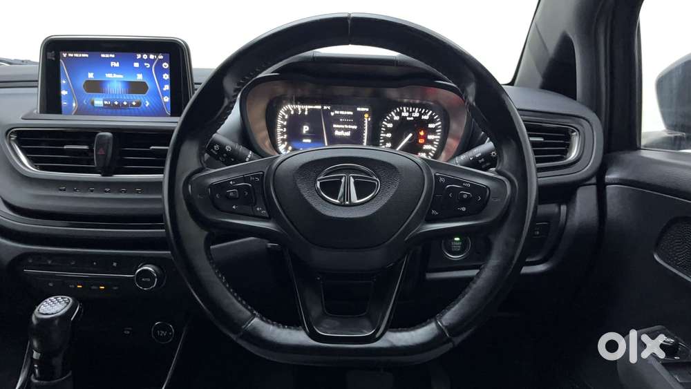 Tata Altroz 1.2 Xza Plus Dark Edition Dct, 2023, Petrol