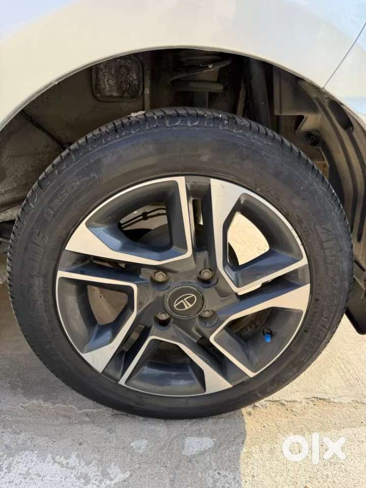 Tata Tiago Xza Plus, 2021, Petrol