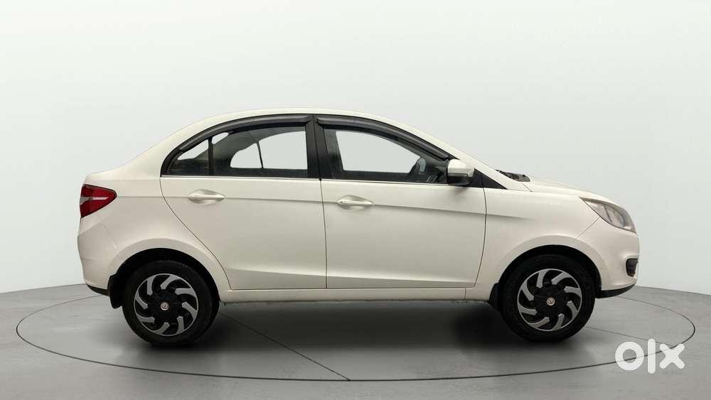 Tata Zest 1.2 Revotron Xe, 2015, Petrol