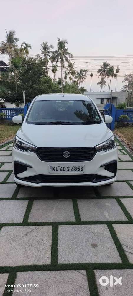 Maruti Suzuki Ertiga Lxi Shvs, 2020, Petrol