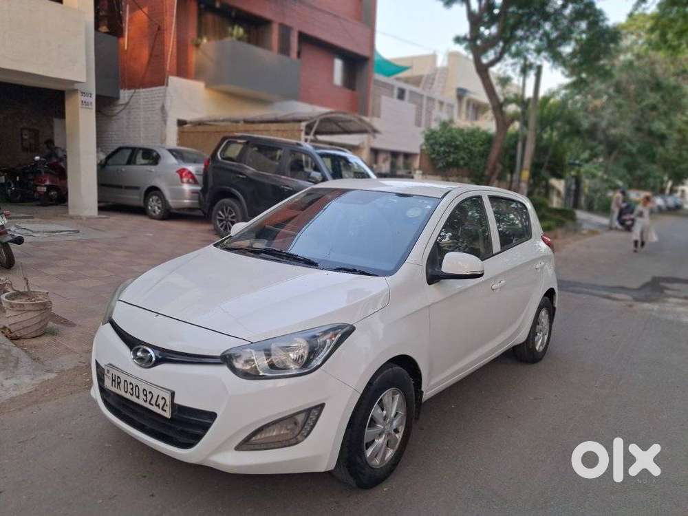 Hyundai I20 Sportz 1.2 Bs-iv, 2014, Petrol