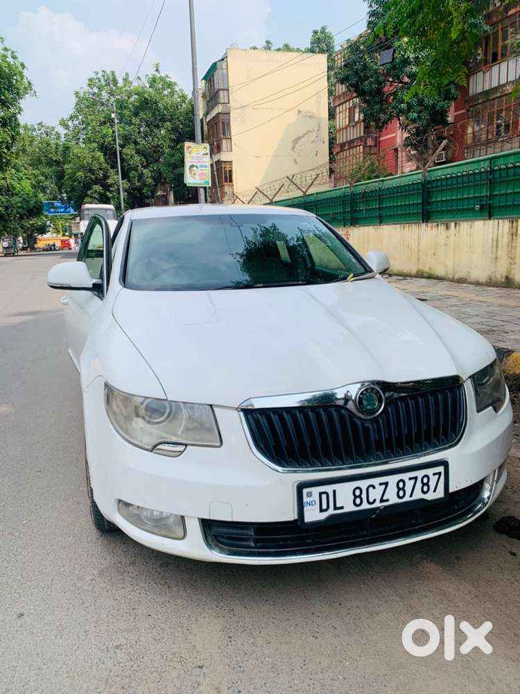 Skoda Superb Elegance 2013