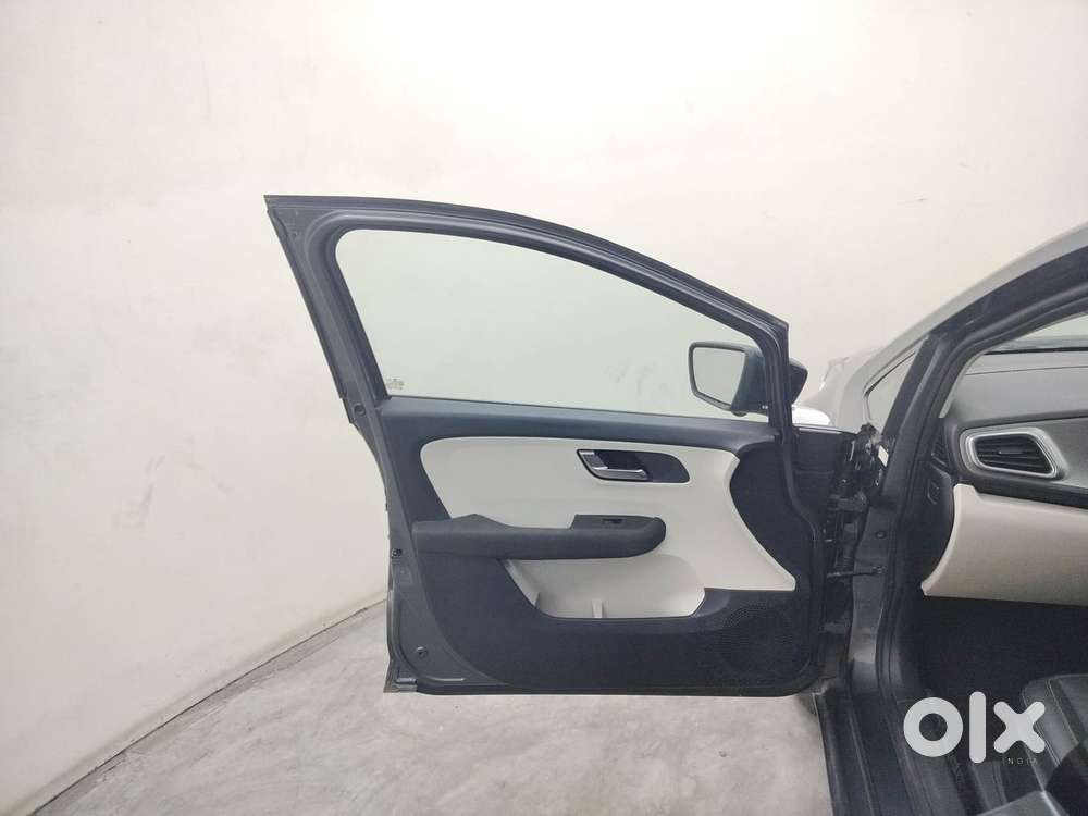 Tata Altroz 1.5 Xz Plus Diesel, 2021, Diesel