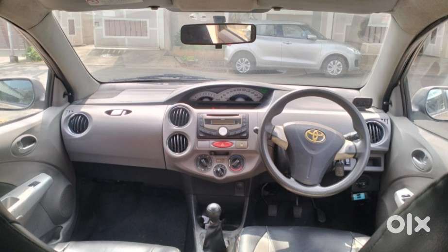 Toyota Etios 2010-2012 V, 2011, Petrol