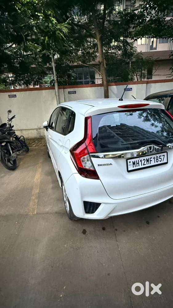 Honda Jazz 2015 Petrol Manual – Well Maintained  Urgent Sale