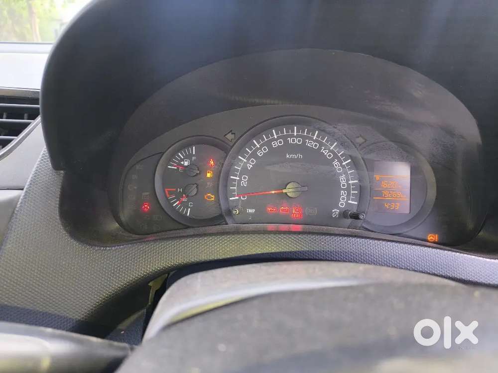 Maruti Suzuki Swift 2015 Lxi Petrol Manual
