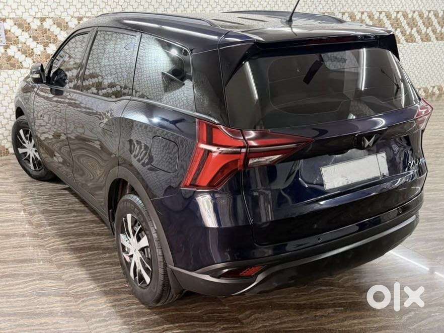 Mahindra Xuv700 2.2 Ax 5 Diesel At 7 Str, 2025, Diesel