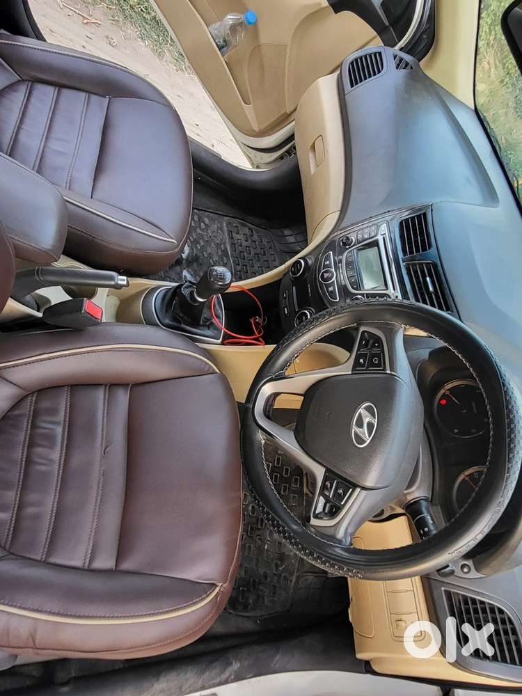 Hyundai Fluidic Verna 2015