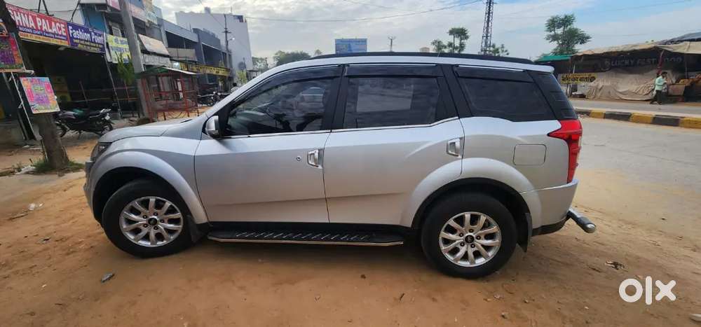 Mahindra Xuv500 2018 Diesel 90000 Km Driven