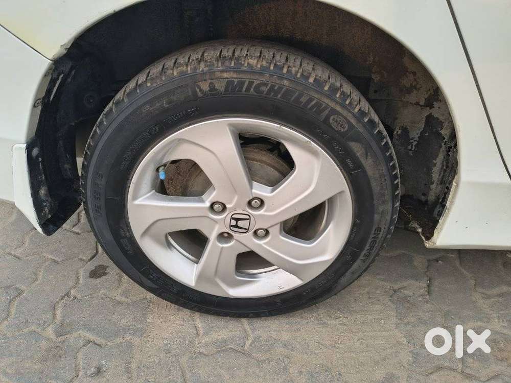 Honda City V Mt, 2014, Petrol