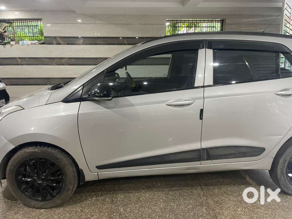 Hyundai Grand I10 Sportz 2015