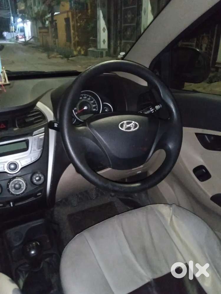 Hyundai Eon 2011 Petrol 32800 Km Running