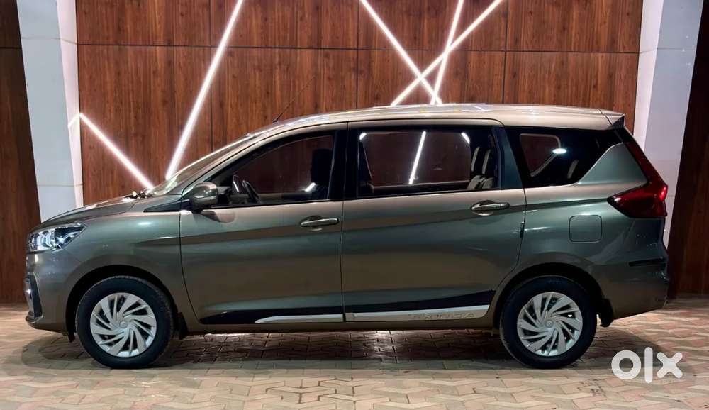 Maruti Suzuki Ertiga 2022-2023  Vxi, 2023, Petrol